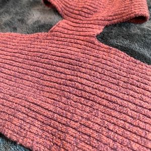 Brown halter top/ bandeau top from urban outfitters 🤎